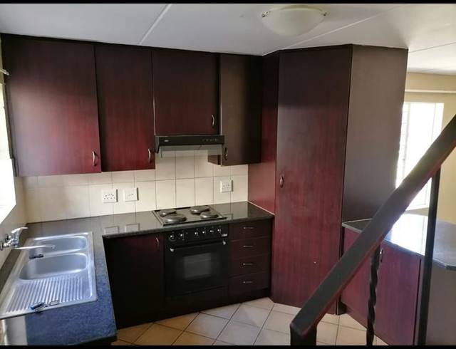 2 BEDROOM PROPERTY TO RENT IN NORTON'S HOME ESTATE